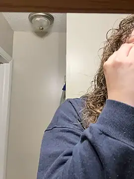 Snapshot of AuroraSummers chatting on March 2025 11:27:02 PM AuroraSummers online show from March 2025 11:27:02 PM