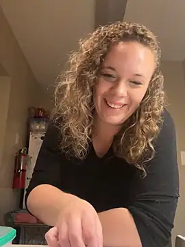 Snapshot of AuroraSummers chatting on March 2025 03:04:02 AM AuroraSummers online show from March 2025 03:04:02 AM