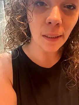 Snapshot of AuroraSummers chatting on September 2025 11:40:01 PM AuroraSummers online show from September 2025 11:40:01 PM