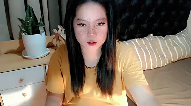 Snapshot of UrFuckingSweet_Angelxxx chatting on February 2025 01:51:02 PM UrFuckingSweet Angelxxx online show from February 2025 01:51:02 PM