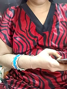Snapshot of Diya_143 chatting on June 2026 09:44:02 AM Diya 143 online show from June 2026 09:44:02 AM