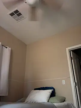 nativepumpkin95 online show from February 2025 09:08:02 PM