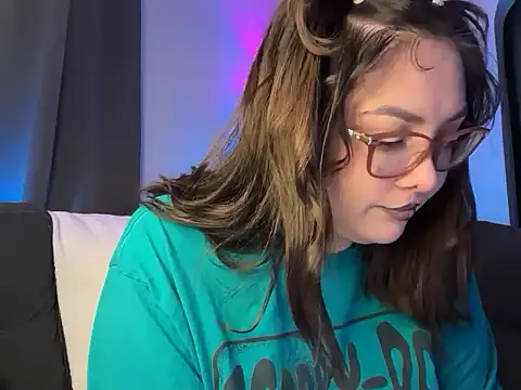 nativepumpkin95 online show from November 2025 11:10:02 PM