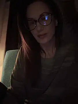 Snapshot of Fiona_Kent_ chatting on December 2024 03:09:02 AM Fiona Kent online show from December 2024 03:09:02 AM