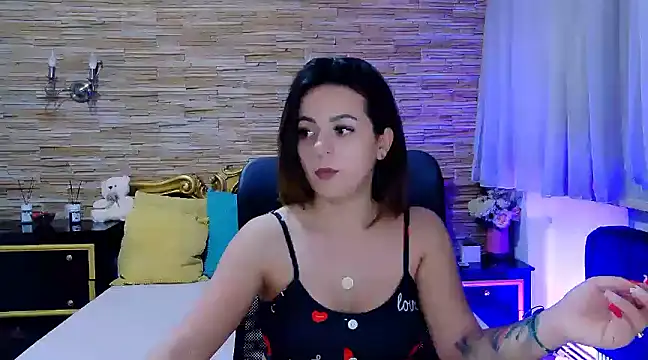 Snapshot of PlayfulElla chatting on February 2025 03:36:02 PM PlayfulElla online show from February 2025 03:36:02 PM