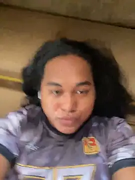 Snapshot of bettina_love chatting on December 2024 05:15:01 AM bettina love online show from December 2024 05:15:01 AM