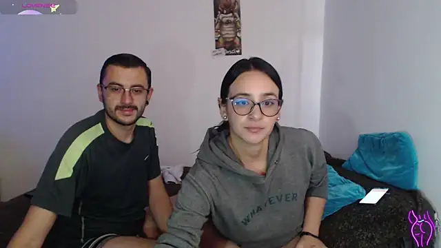 Snapshot of party2col chatting on November 2025 09:49:02 PM party2col online show from November 2025 09:49:02 PM