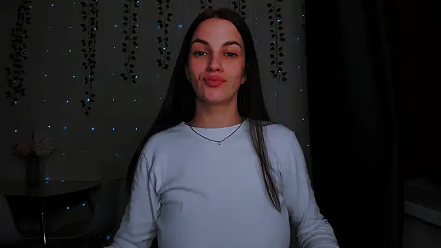 Snapshot of KarlaSim chatting on February 2025 03:06:01 PM KarlaSim online show from February 2025 03:06:01 PM