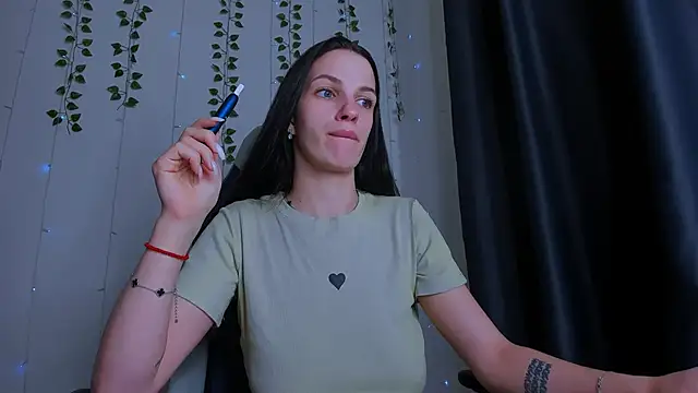 KarlaSim online show from December 2025 09:54:01 PM