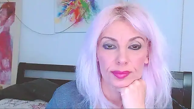 HoneyLara online show from February 2025 08:20:02 PM