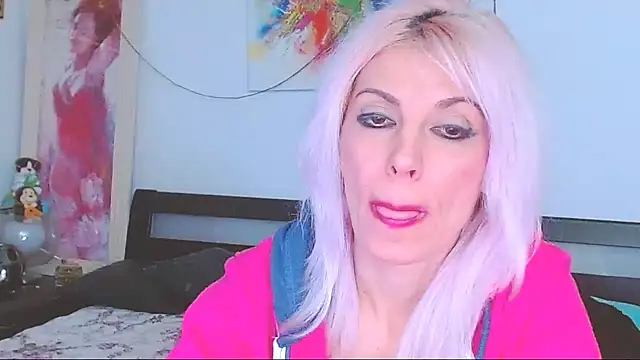 HoneyLara online show from February 2025 10:04:02 PM