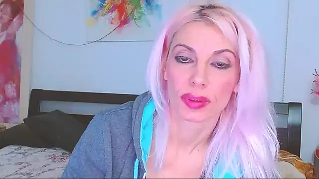 HoneyLara online show from February 2025 02:18:01 AM