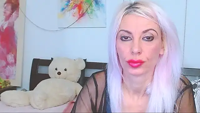 HoneyLara online show from October 2025 09:15:02 PM