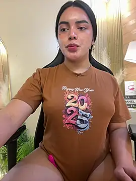 HotstuffCherrySummer online show from February 2025 09:32:02 AM