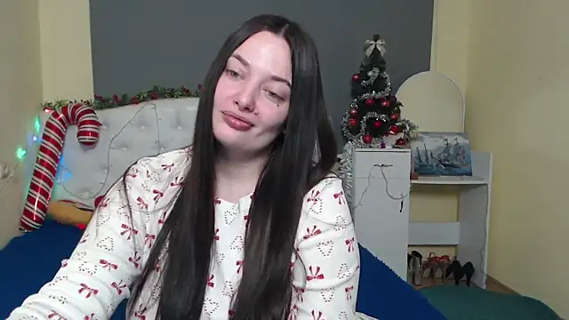 MilanaPrice online show from December 2025 08:28:02 PM