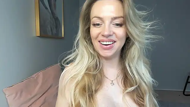 Snapshot of BelieveinEmliy chatting on February 2025 09:57:02 AM BelieveinEmliy online show from February 2025 09:57:02 AM