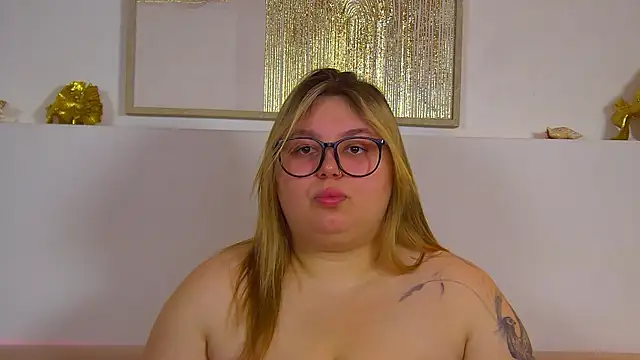 LillianKim online show from March 2026 06:48:01 PM