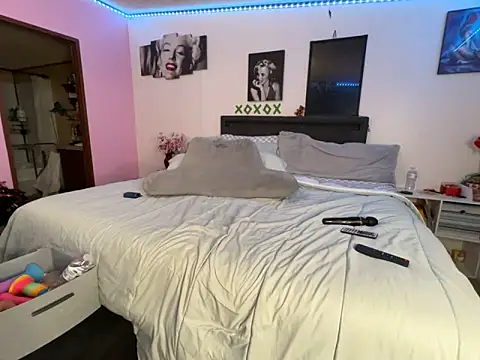 AngelSinz69 online show from November 2025 01:17:02 AM