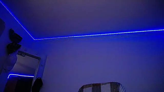 Snapshot of strongboy_ chatting on January 2025 04:38:01 AM strongboy online show from January 2025 04:38:01 AM