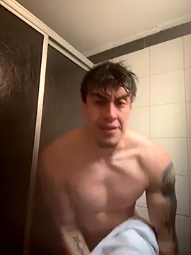 Snapshot of strongboy_ chatting on December 2025 01:38:02 PM strongboy online show from December 2025 01:38:02 PM