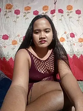 Sexiest quen online show from February 2026 03:41:02 PM