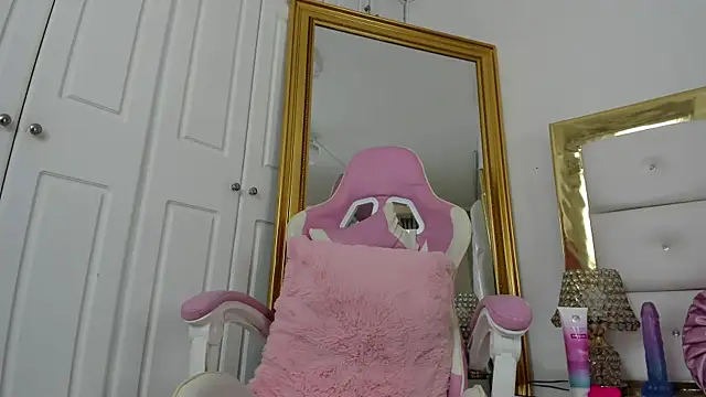 Snapshot of KendalStallyon chatting on March 2025 04:24:01 PM KendalStallyon online show from March 2025 04:24:01 PM