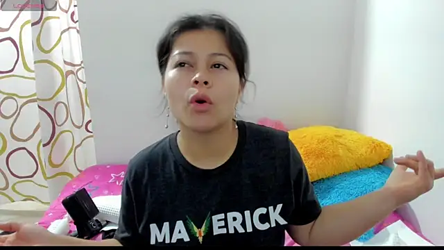 Snapshot of sweetnia chatting on December 2024 03:24:02 PM sweetnia online show from December 2024 03:24:02 PM