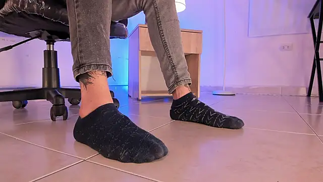 Snapshot of ArchieCollins chatting on December 2025 08:50:02 PM ArchieCollins online show from December 2025 08:50:02 PM