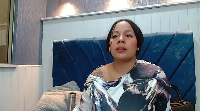 Snapshot of EmilyQueen3x chatting on March 2025 01:36:01 PM EmilyQueen3x online show from March 2025 01:36:01 PM