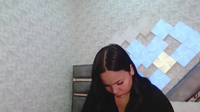 Snapshot of EmilyQueen3x chatting on September 2025 01:26:02 PM EmilyQueen3x online show from September 2025 01:26:02 PM