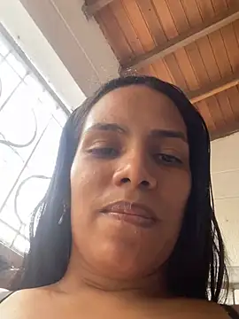 ArielleMillerr online show from February 2025 06:28:01 PM