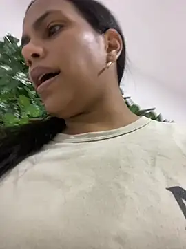 ArielleMillerr online show from February 2025 05:51:02 PM