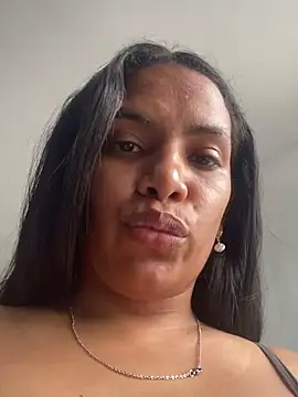 ArielleMillerr online show from March 2025 08:38:02 PM