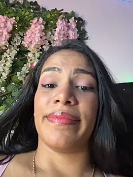 ArielleMillerr online show from October 2025 05:43:01 PM