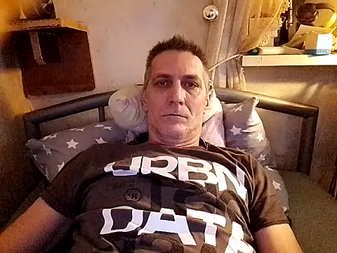 Snapshot of Lajost@xh chatting on March 2026 08:53:01 AM Lajostxh online show from March 2026 08:53:01 AM