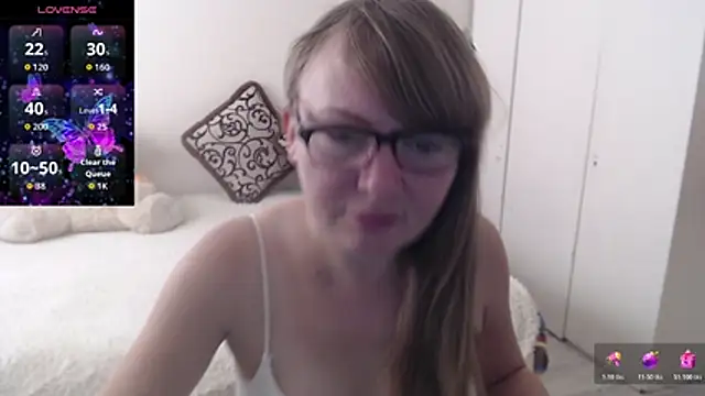 MargotLot online show from October 2025 04:24:01 AM