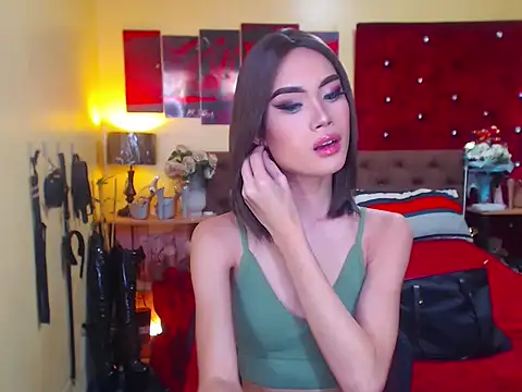 Snapshot of MeatyhorsecockMistress chatting on October 2025 07:40:01 AM MeatyhorsecockMistress online show from October 2025 07:40:01 AM