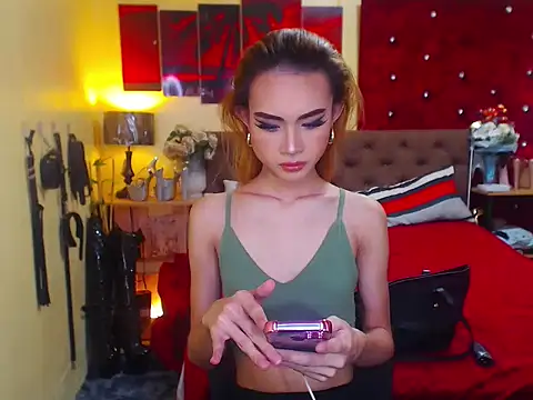 Snapshot of MeatyhorsecockMistress chatting on October 2025 12:45:01 PM MeatyhorsecockMistress online show from October 2025 12:45:01 PM