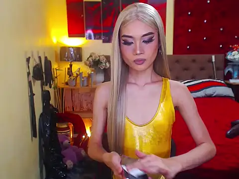 Snapshot of MeatyhorsecockMistress chatting on November 2025 02:53:02 AM MeatyhorsecockMistress online show from November 2025 02:53:02 AM