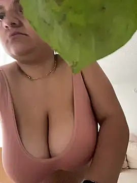 Snapshot of conhy_lehee chatting on February 2025 01:33:01 PM conhy lehee online show from February 2025 01:33:01 PM