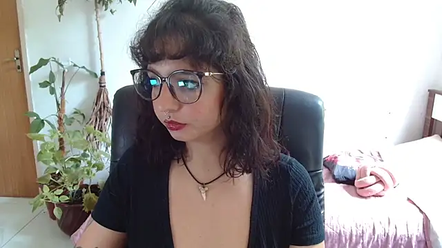 myamillor online show from December 2025 01:29:01 PM