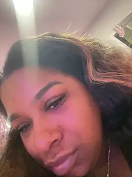 BigFineSelena online show from March 2026 07:04:02 AM