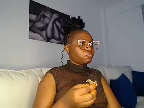 Snapshot of Pretty_Liya08 chatting on February 2025 01:14:01 PM Pretty Liya08 online show from February 2025 01:14:01 PM