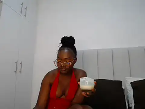 Snapshot of Pretty_Liya08 chatting on March 2025 04:14:02 PM Pretty Liya08 online show from March 2025 04:14:02 PM