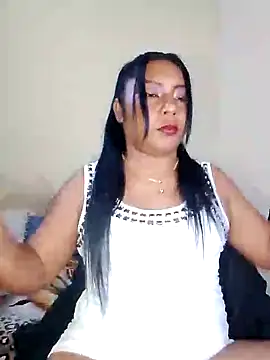 Snapshot of rosmery-navarro chatting on September 2025 03:32:02 AM rosmery-navarro online show from September 2025 03:32:02 AM