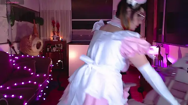 Aquamarinebubble online show from February 2025 02:50:02 AM