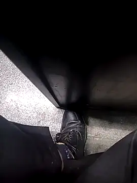 witchhunter1 online show from October 2025 12:30:02 AM