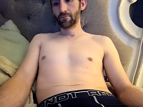 lewis7869 online show from March 2026 04:58:01 AM