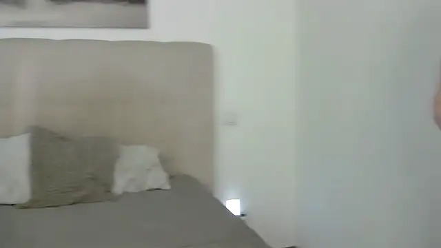 PetersEmily online show from March 2025 12:43:01 AM