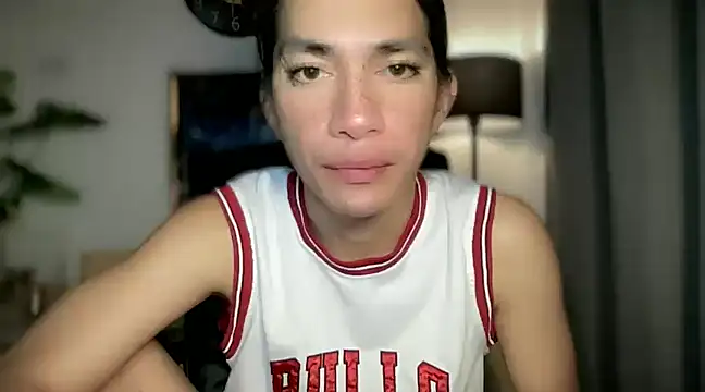 Snapshot of QUEEN_LILITH chatting on February 2025 03:31:02 PM QUEEN LILITH online show from February 2025 03:31:02 PM